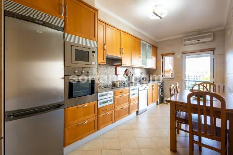 Apartamento T1+1 Venda em Quarteira,Loulé