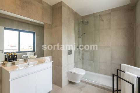 Apartamento T4 Venda em Albufeira e Olhos de Água,Albufeira