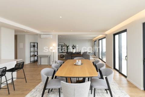 Apartamento T4 Venda em Albufeira e Olhos de Água,Albufeira