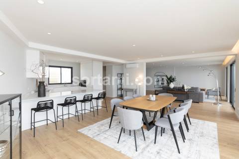 Apartamento T4 Venda em Albufeira e Olhos de Água,Albufeira