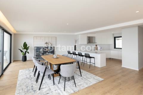 Apartamento T4 Venda em Albufeira e Olhos de Água,Albufeira