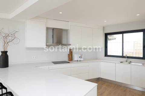 Apartamento T4 Venda em Albufeira e Olhos de Água,Albufeira