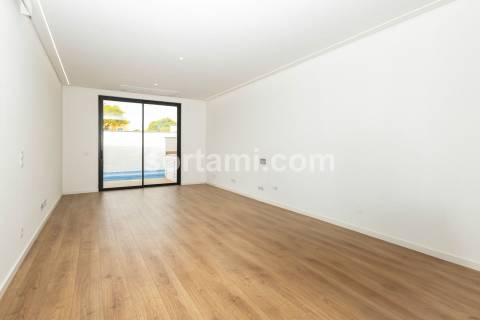 Moradia em Banda T3 Venda em Moncarapacho e Fuseta,Olhão