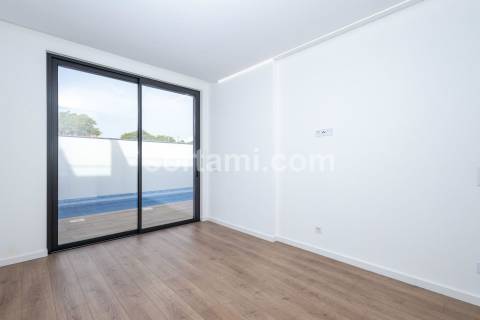 Moradia em Banda T3 Venda em Moncarapacho e Fuseta,Olhão