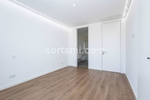 Moradia em Banda T3 Venda em Moncarapacho e Fuseta,Olhão