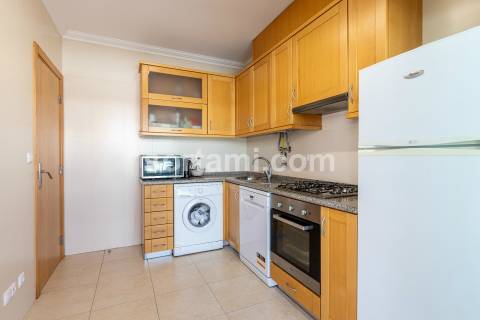 Moradia em Banda T2 Venda em Albufeira e Olhos de Água,Albufeira