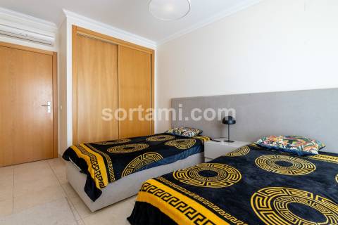 Moradia em Banda T2 Venda em Albufeira e Olhos de Água,Albufeira