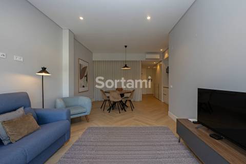 Apartamento T0 Venda em Cedofeita, Santo Ildefonso, Sé, Miragaia, São Nicolau e Vitória,Porto