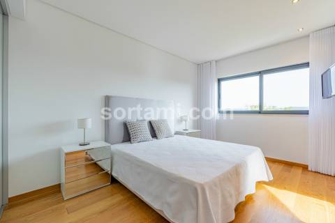 Apartamento T3 Venda em Quarteira,Loulé