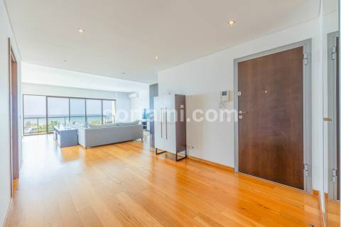 Apartamento T3 Venda em Quarteira,Loulé