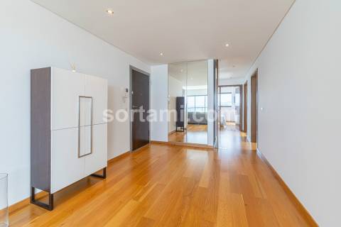 Apartamento T3 Venda em Quarteira,Loulé