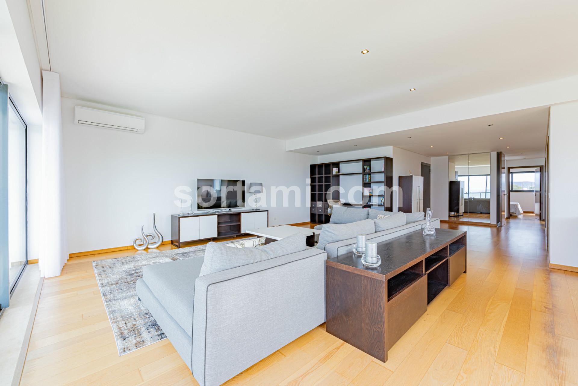 Apartamento T3 Venda em Quarteira,Loulé