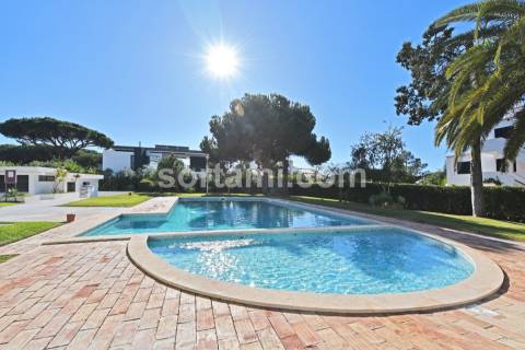 Apartamento T2 Venda em Quarteira,Loulé