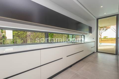 Moradia Isolada T5 Venda em Quarteira,Loulé