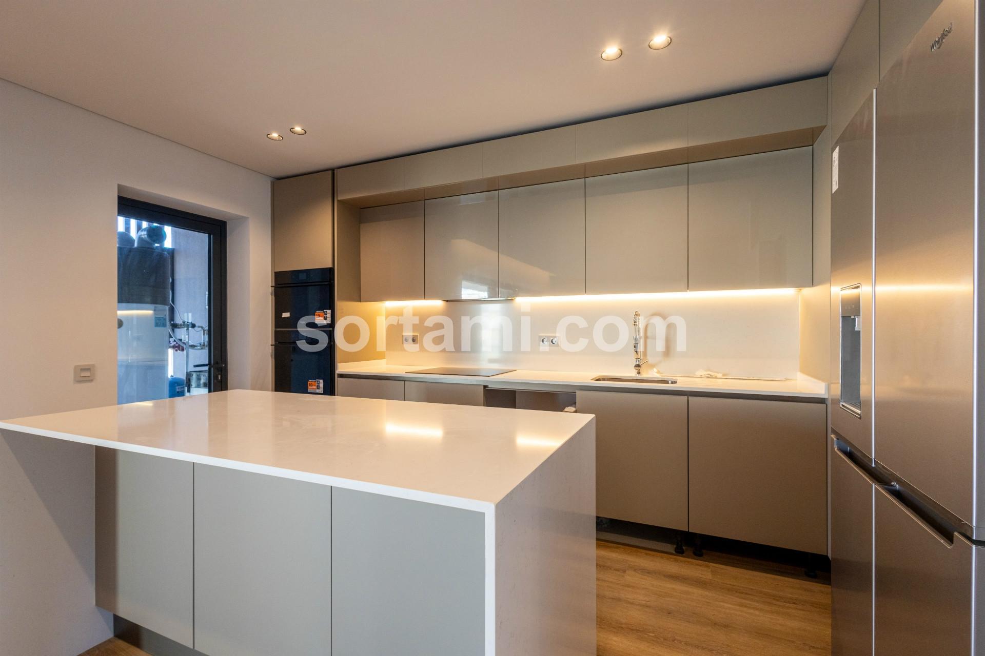 Apartamento T5 Venda em Faro (Sé e São Pedro),Faro