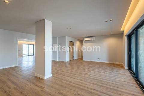 Apartamento T5 Venda em Faro (Sé e São Pedro),Faro
