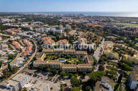 Apartamento T2 Venda em Quarteira,Loulé