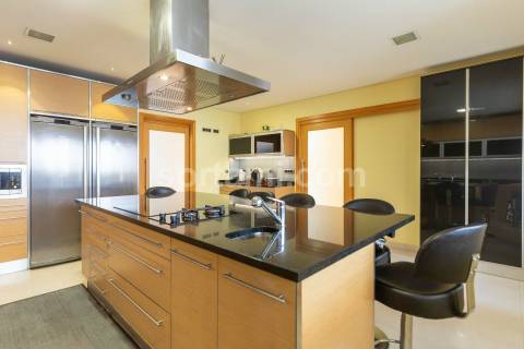 Moradia em Banda T4 Venda em Quarteira,Loulé