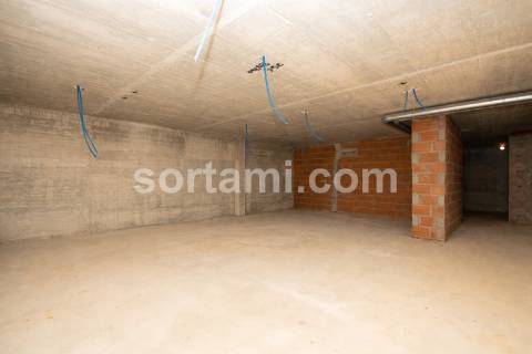 Moradia Isolada T4 Venda em Faro (Sé e São Pedro),Faro