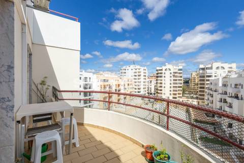 Apartamento T1 Venda em Quarteira,Loulé