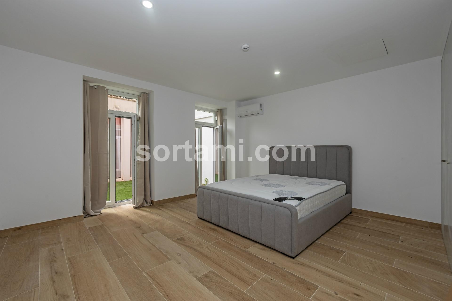 Apartamento T0+2 Venda em Cedofeita, Santo Ildefonso, Sé, Miragaia, São Nicolau e Vitória,Porto
