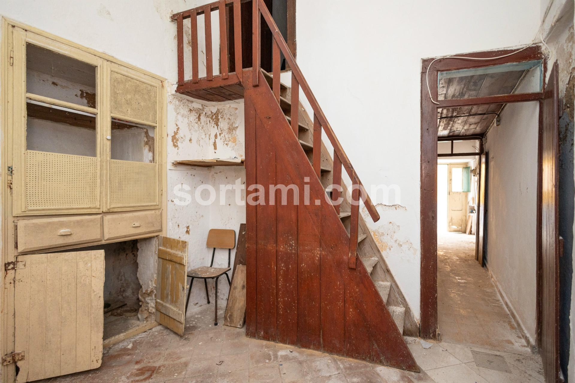 Moradia Devoluta T3 Venda em Faro (Sé e São Pedro),Faro