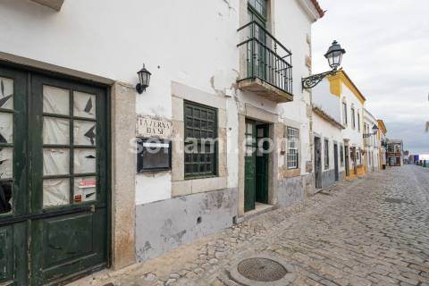Moradia Devoluta T3 Venda em Faro (Sé e São Pedro),Faro