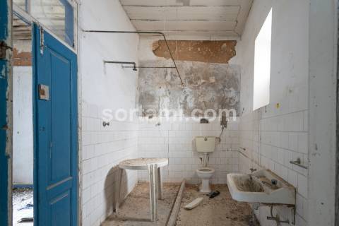 Moradia Devoluta T3 Venda em Faro (Sé e São Pedro),Faro