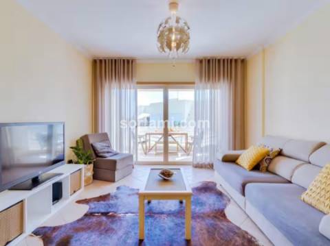 Apartamento T2 Arrendamento em Quarteira,Loulé
