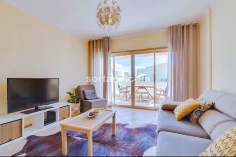 Apartamento T2 Arrendamento em Quarteira,Loulé