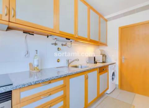 Apartamento T2 Arrendamento em Quarteira,Loulé