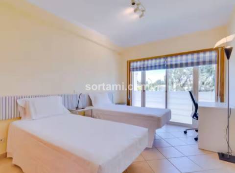 Apartamento T2 Arrendamento em Quarteira,Loulé