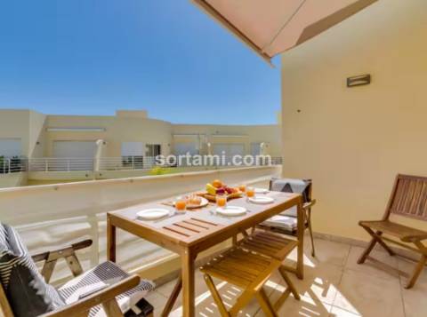 Apartamento T2 Arrendamento em Quarteira,Loulé