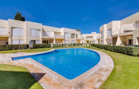 Apartamento T2 Arrendamento em Quarteira,Loulé
