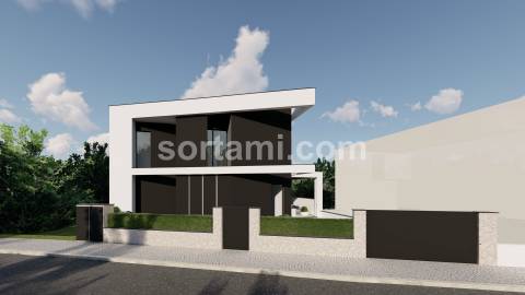 Moradia Geminada T3+1 Venda em Mexilhoeira Grande,Portimão