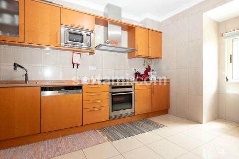 Apartamento T2+2 Venda em Quarteira,Loulé