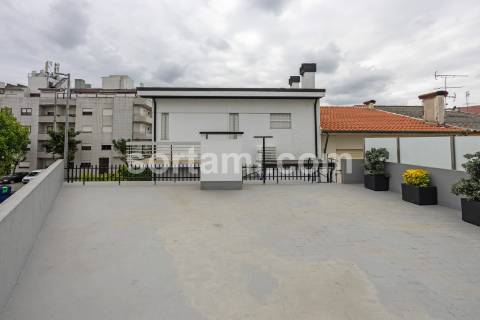 Moradia Geminada T6 Venda em Gondomar (São Cosme), Valbom e Jovim,Gondomar