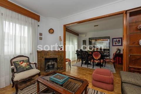 Moradia Geminada T6 Venda em Gondomar (São Cosme), Valbom e Jovim,Gondomar