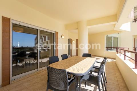 Apartamento T2 Venda em Quarteira,Loulé