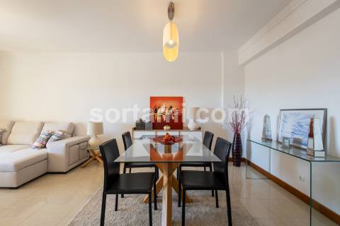 Apartamento T2 Venda em Quarteira,Loulé