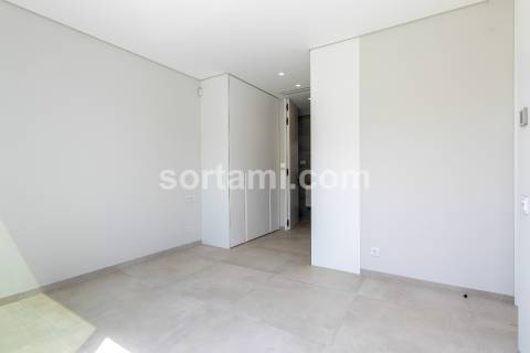 Moradia Isolada T4 Venda em Quarteira,Loulé