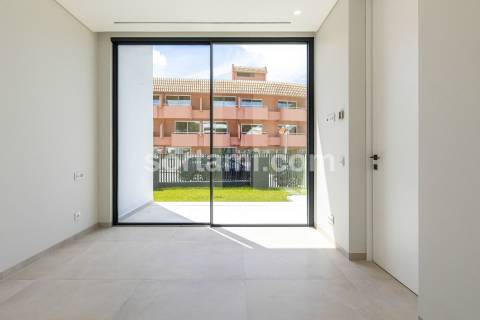 Moradia Isolada T4 Venda em Quarteira,Loulé