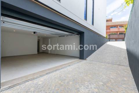 Moradia Isolada T4 Venda em Quarteira,Loulé