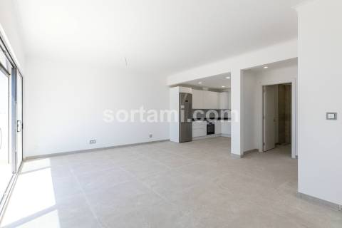 Moradia Geminada T3 Venda em Albufeira e Olhos de Água,Albufeira