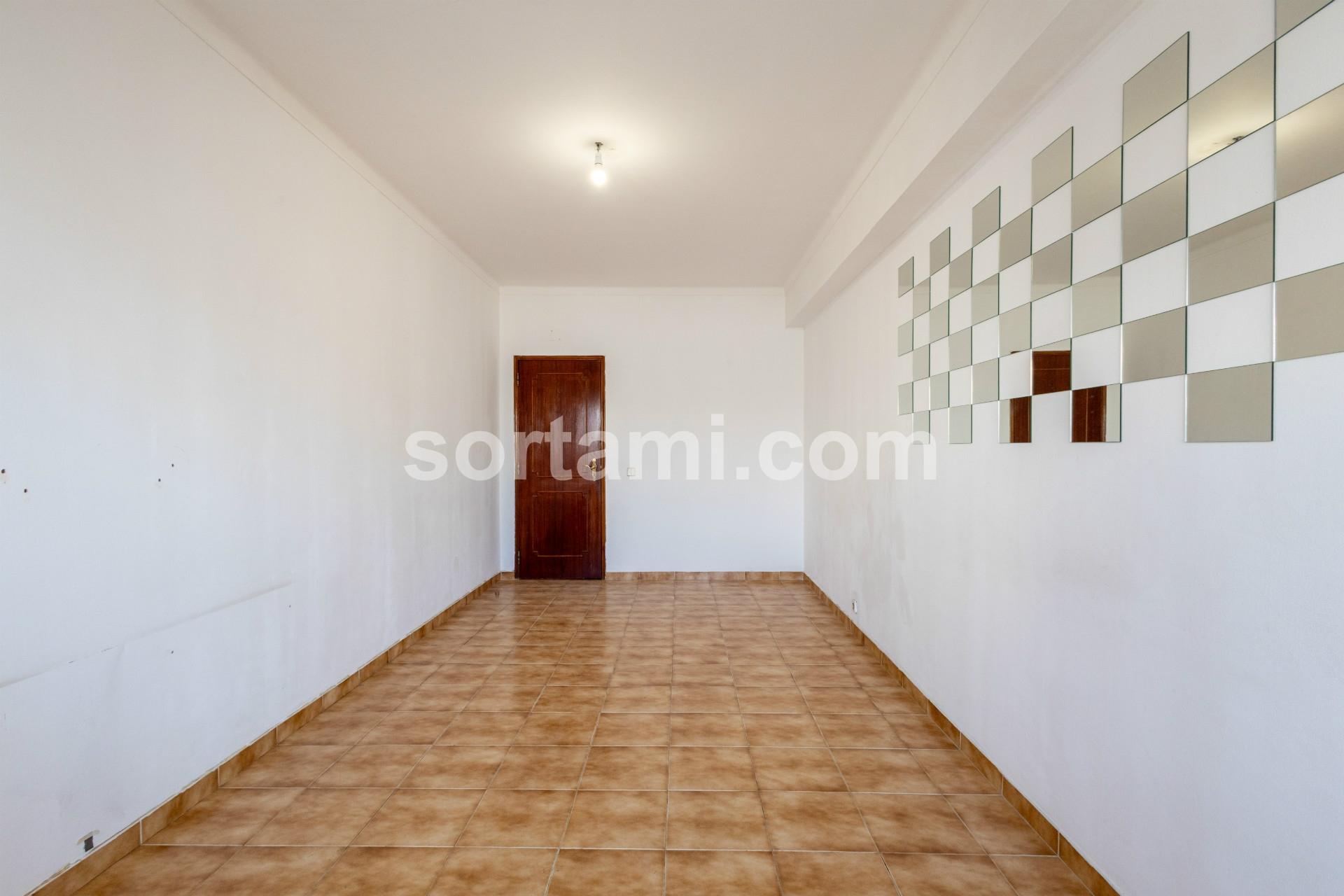 Apartamento T2 Venda em Quarteira,Loulé