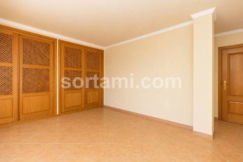 Moradia Isolada T4 Venda em Quarteira,Loulé