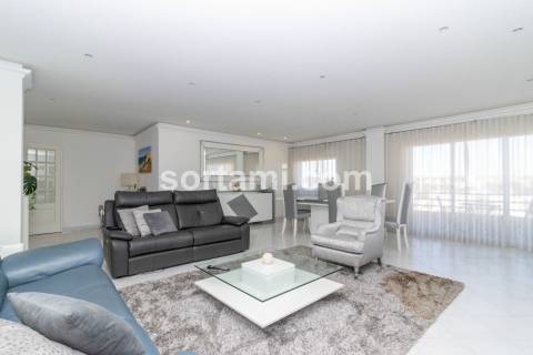 Apartamento T3 Arrendamento em Quarteira,Loulé