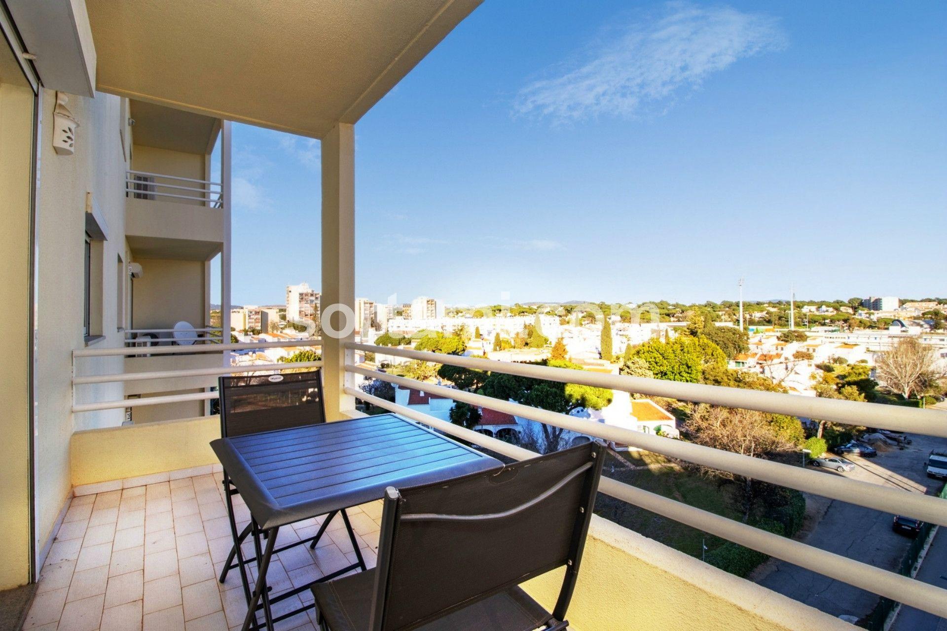 Apartamento T3 Arrendamento em Quarteira,Loulé