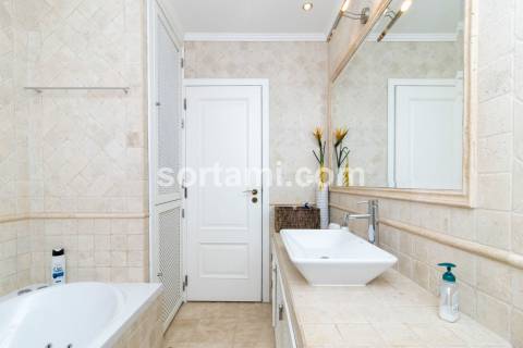 Apartamento T3 Arrendamento em Quarteira,Loulé