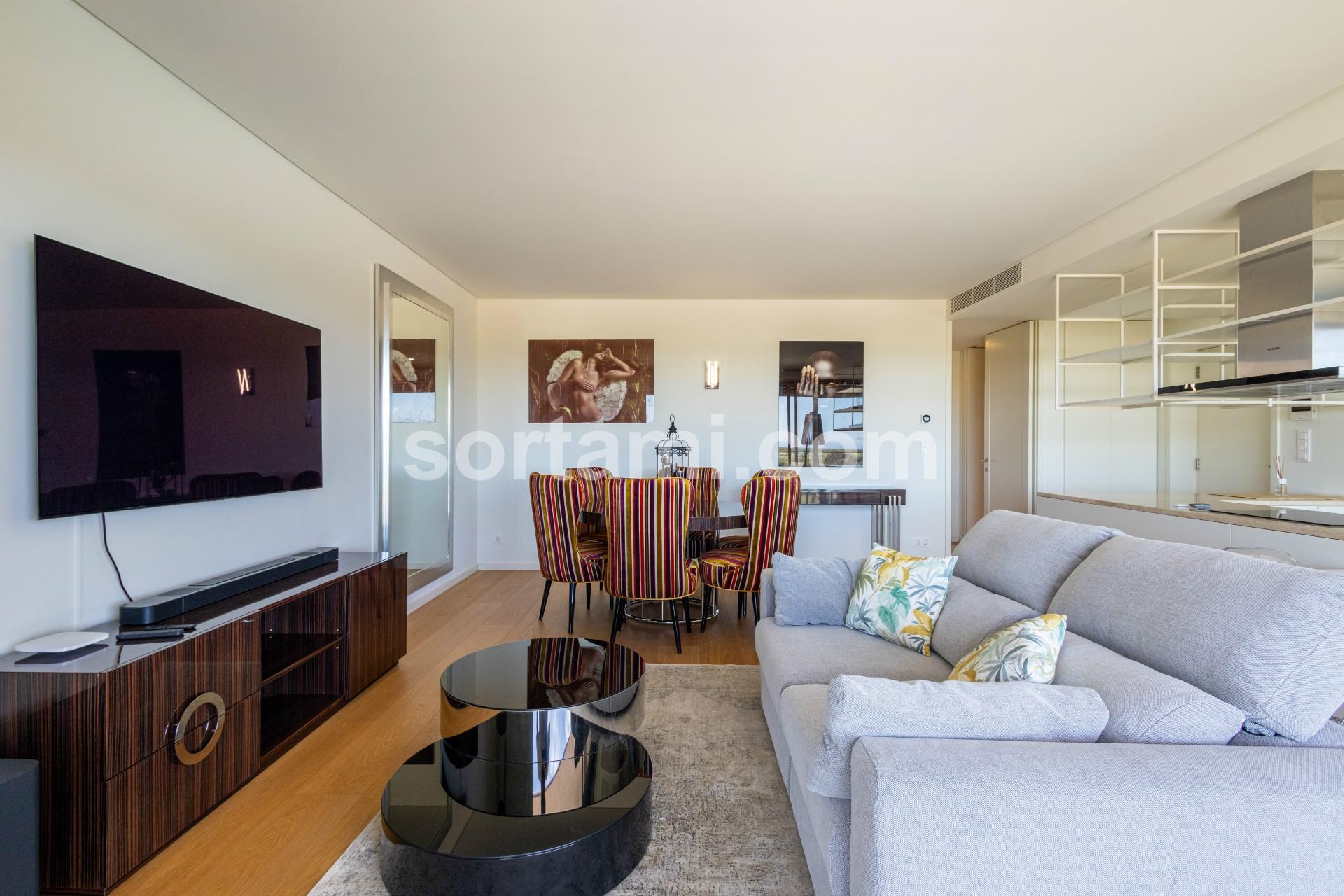 Apartamento T2 Venda em Quarteira,Loulé